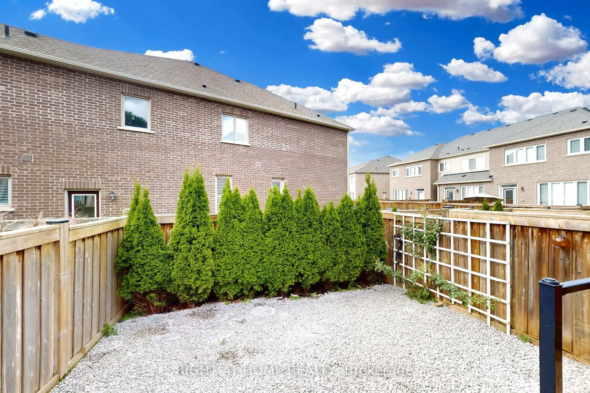 Photo 50 of 31 Lady Evelyn Crescent, Brampton, Bram West — HOMEH