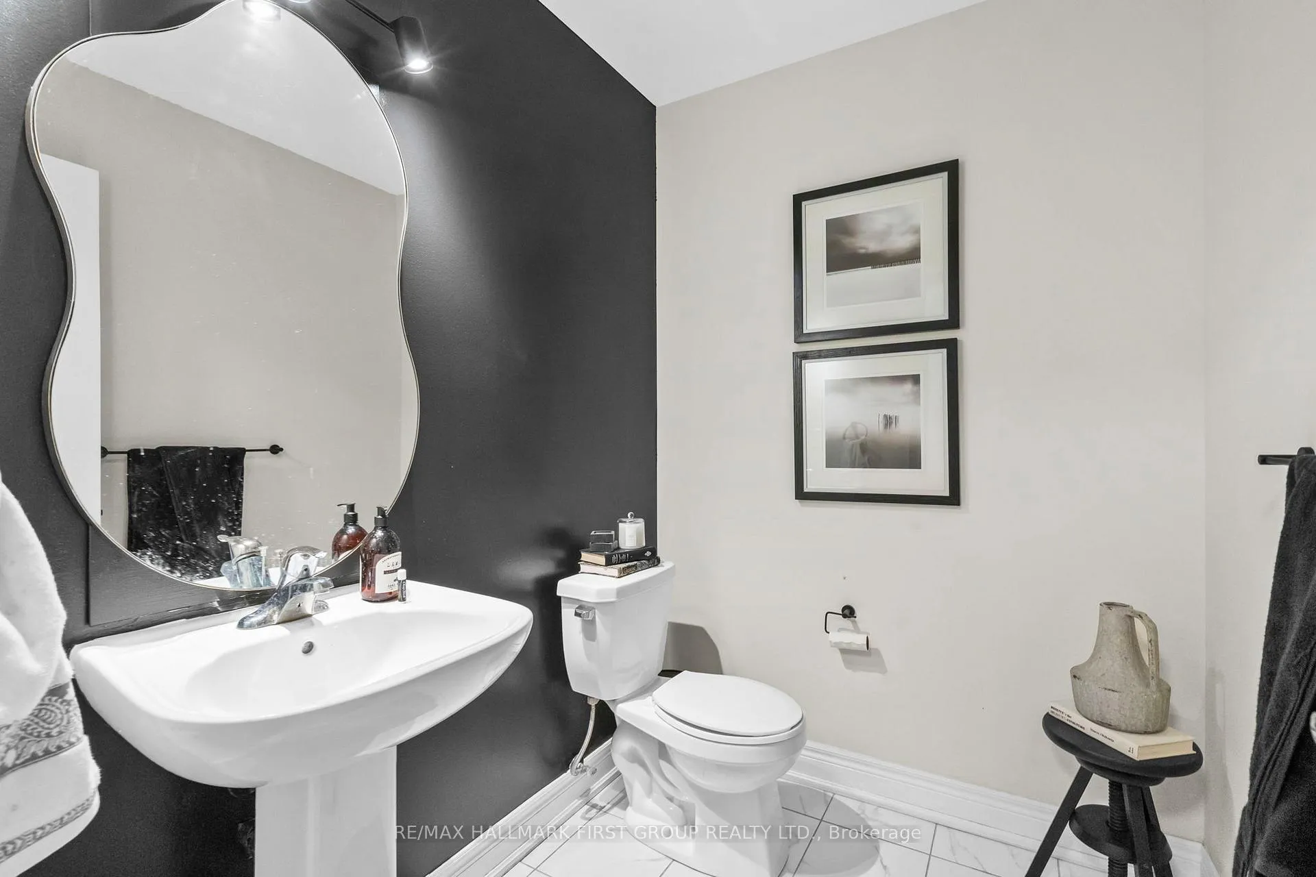 Photo 20 of 22 Phillipsen Way, Markham, Cedarwood — HOMEH