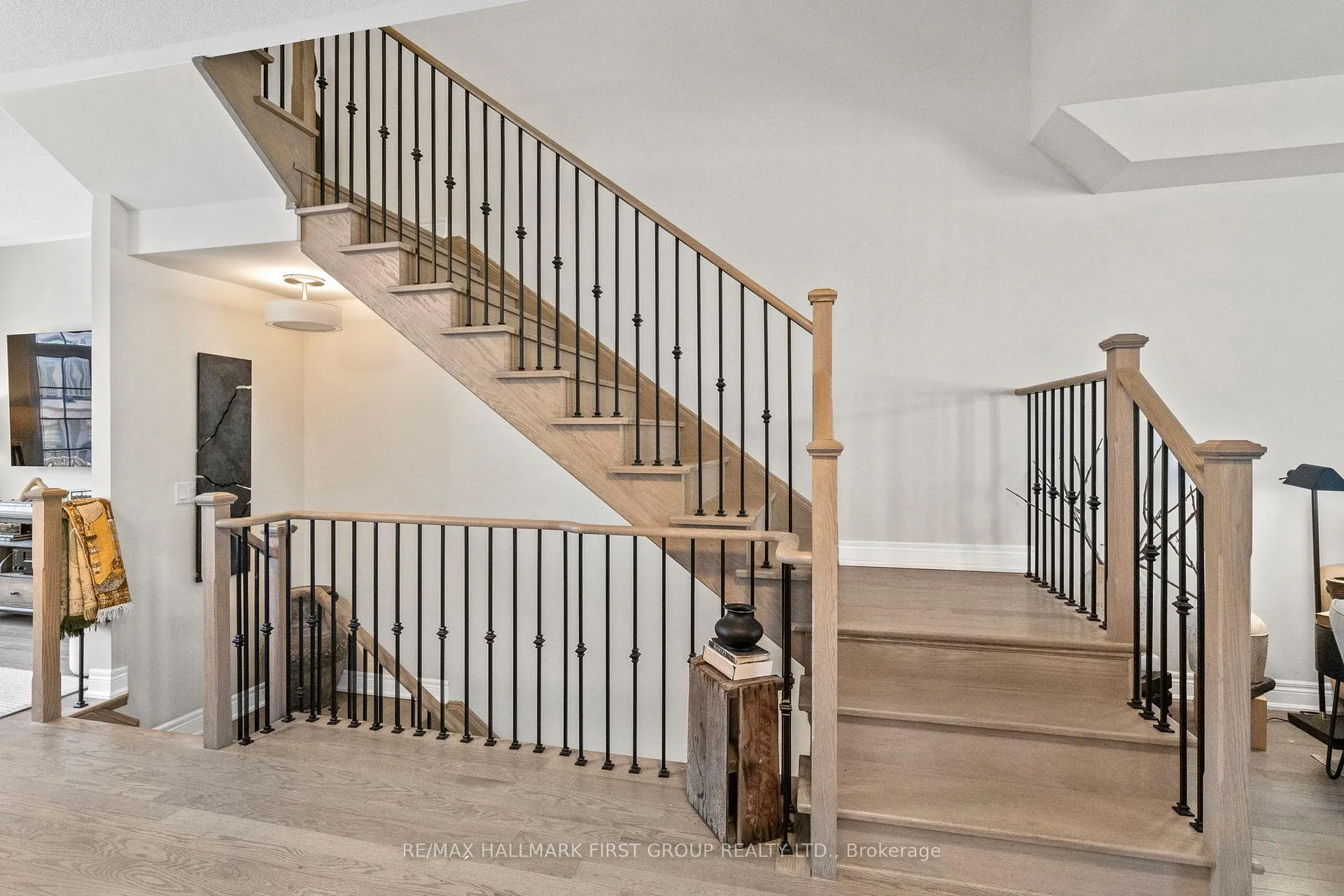 Photo 21 of 22 Phillipsen Way, Markham, Cedarwood — HOMEH