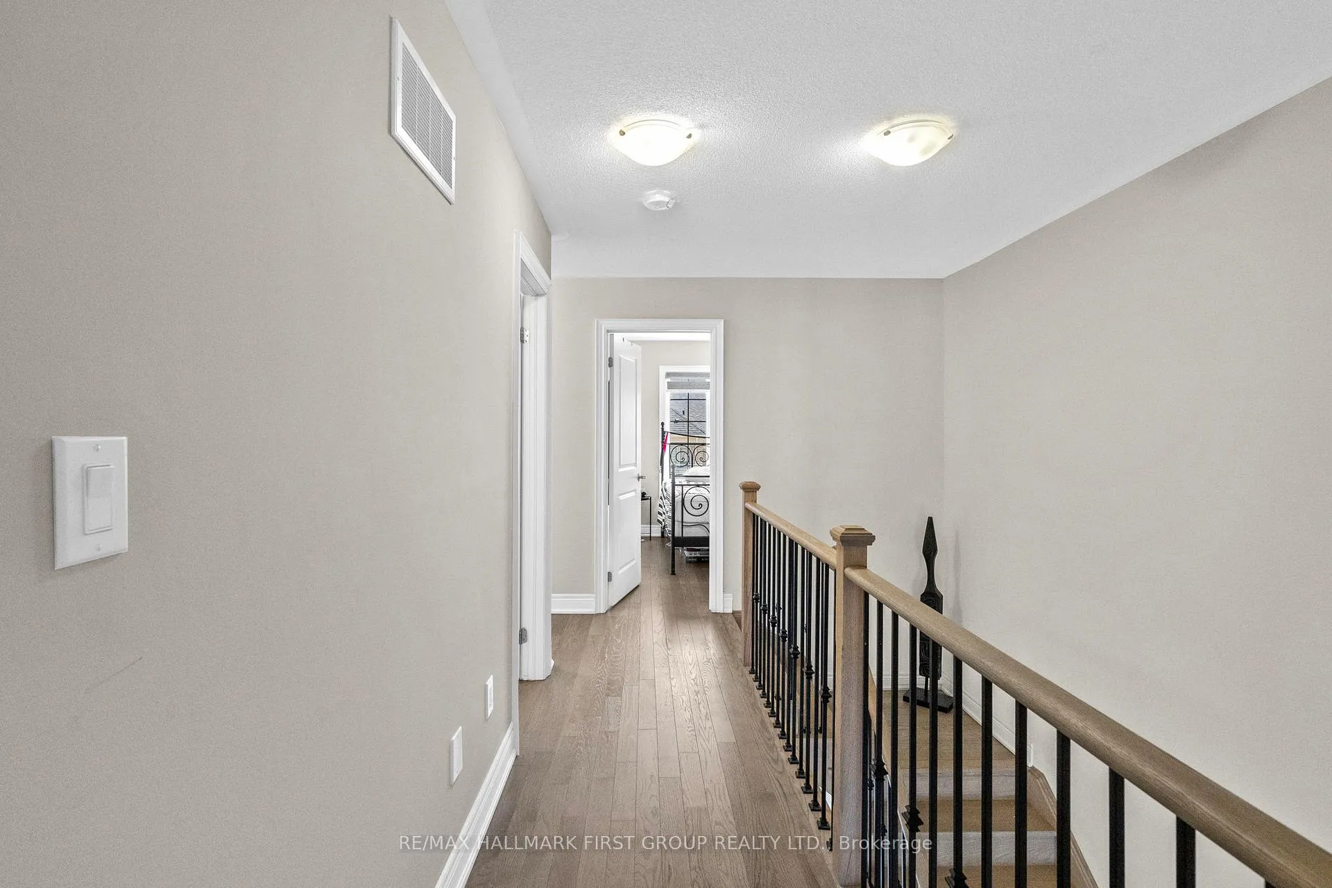 Photo 22 of 22 Phillipsen Way, Markham, Cedarwood — HOMEH