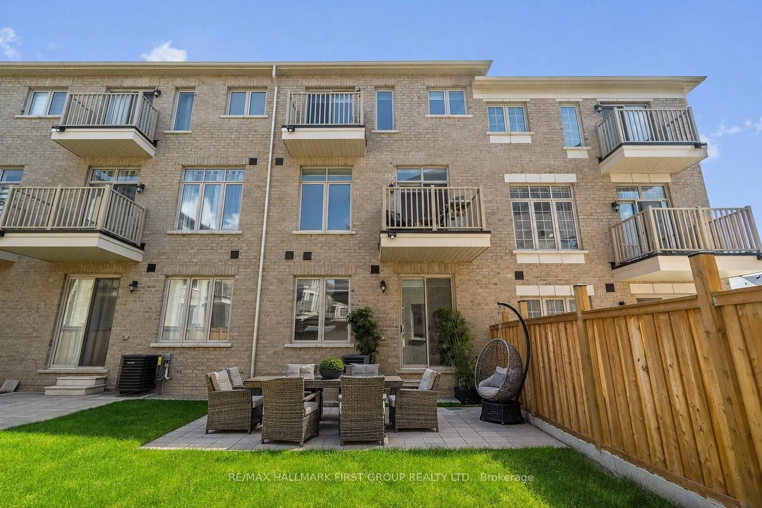 Photo 36 of 22 Phillipsen Way, Markham, Cedarwood — HOMEH