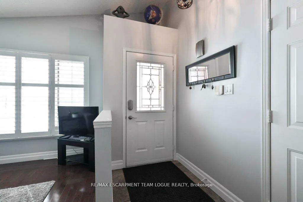 Photo 4 of 4191 Bianca Forest Drive, Burlington, Tansley — HOMEH