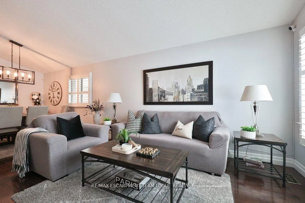 Photo 6 of 4191 Bianca Forest Drive, Burlington, Tansley — HOMEH