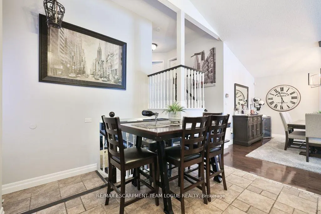 Photo 13 of 4191 Bianca Forest Drive, Burlington, Tansley — HOMEH