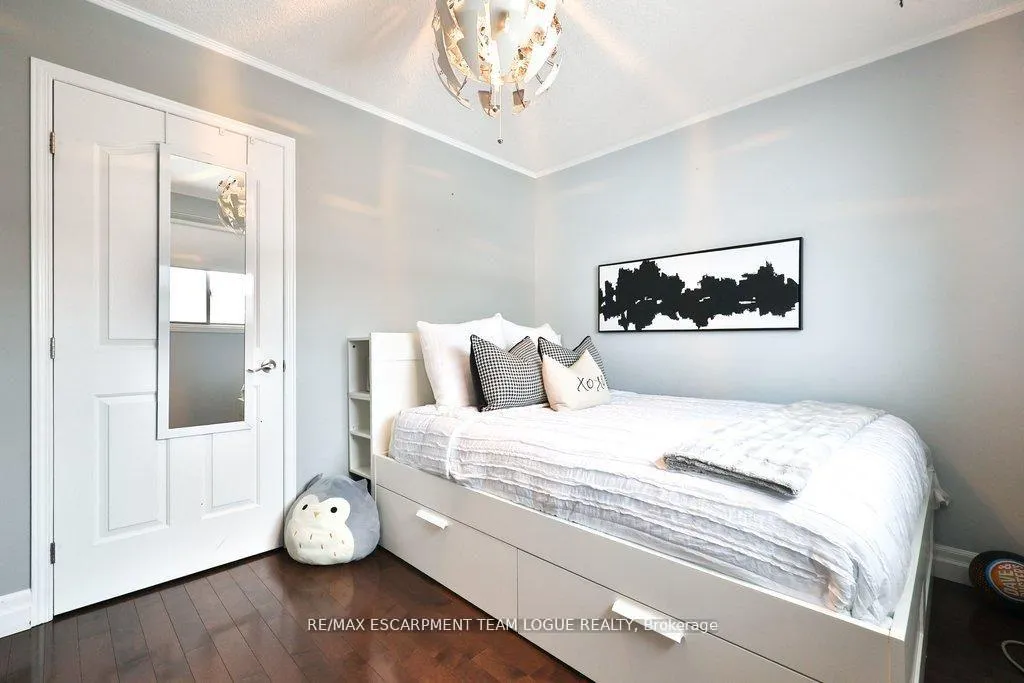Photo 17 of 4191 Bianca Forest Drive, Burlington, Tansley — HOMEH
