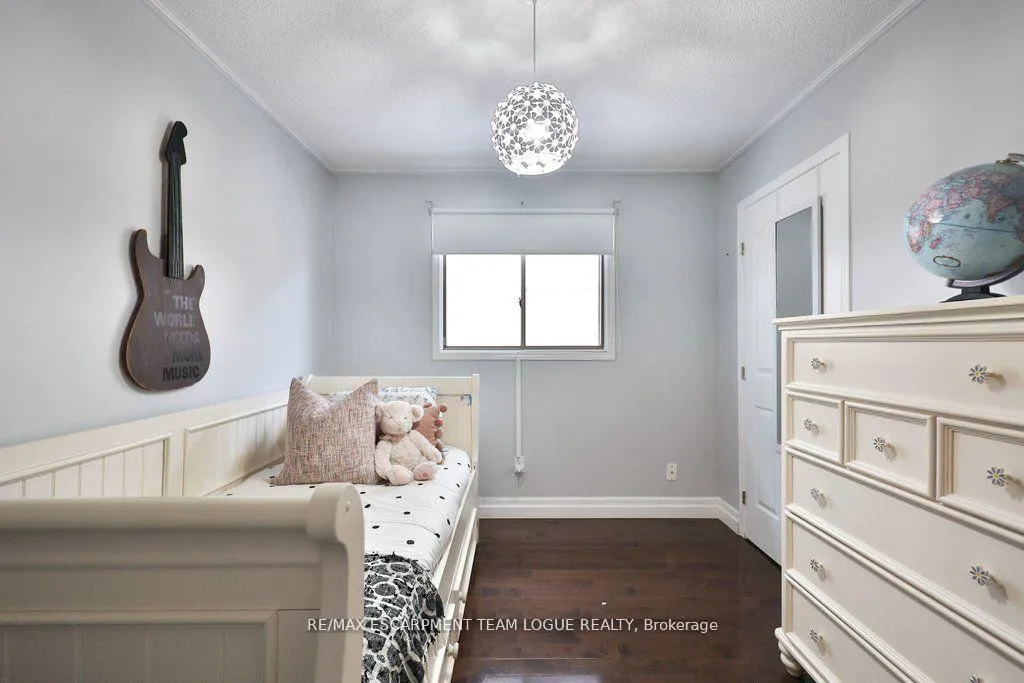 Photo 18 of 4191 Bianca Forest Drive, Burlington, Tansley — HOMEH