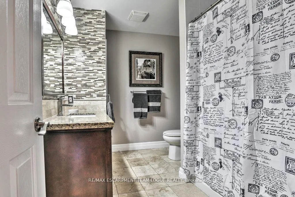 Photo 21 of 4191 Bianca Forest Drive, Burlington, Tansley — HOMEH