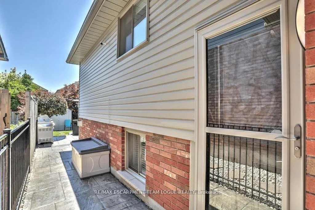 Photo 29 of 4191 Bianca Forest Drive, Burlington, Tansley — HOMEH