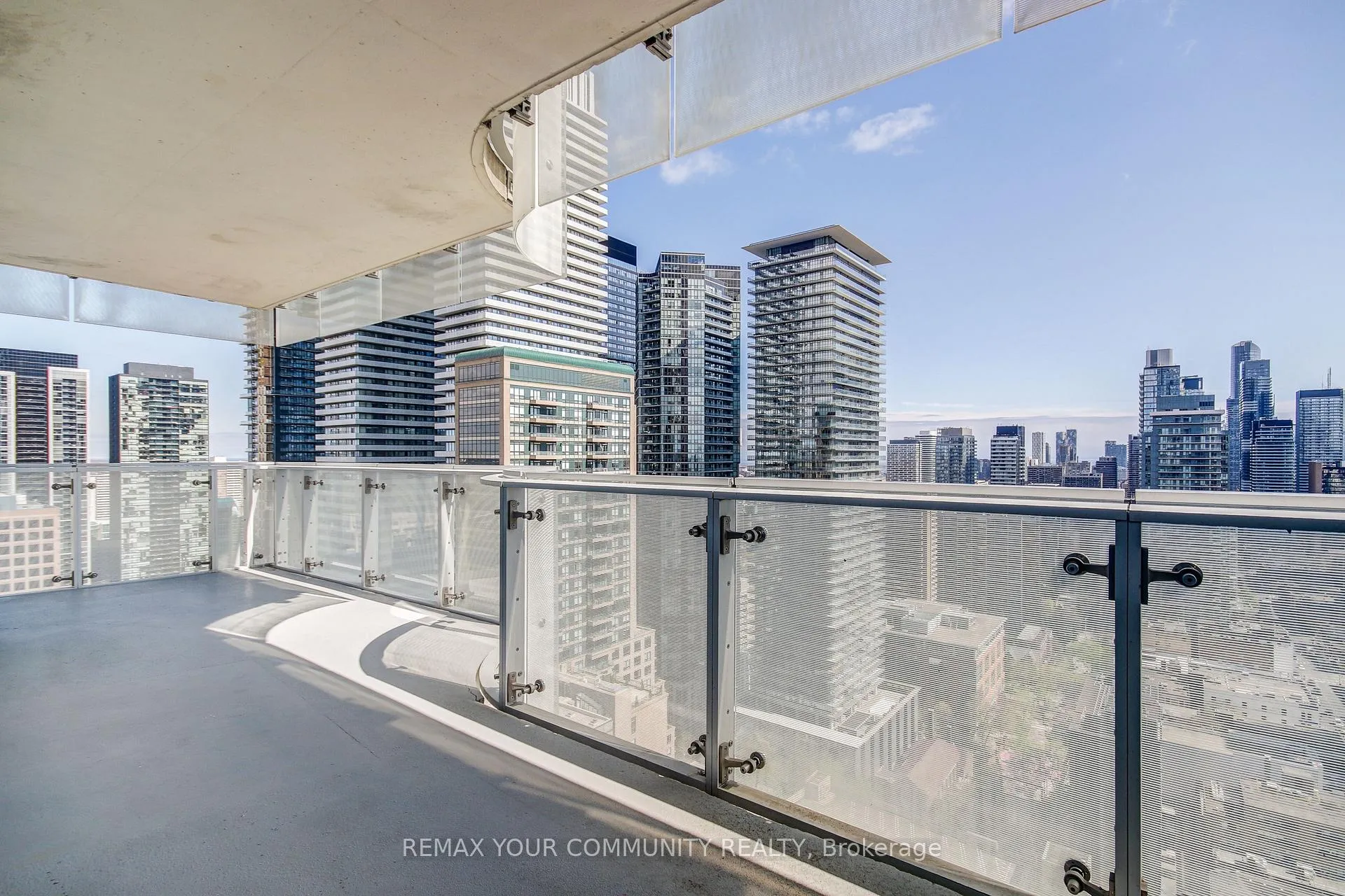Photo 19 of Unit 2504, 1 Bloor Street E, Toronto, Church-Yonge Corridor — HOMEH