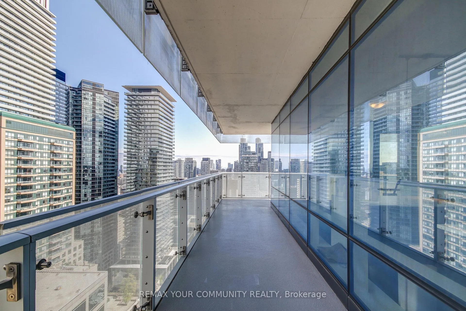 Photo 23 of Unit 2504, 1 Bloor Street E, Toronto, Church-Yonge Corridor — HOMEH