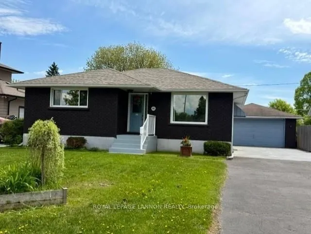 Photo 3 of 448 Heather Crescent, Thunder Bay, Green Acres — HOMEH