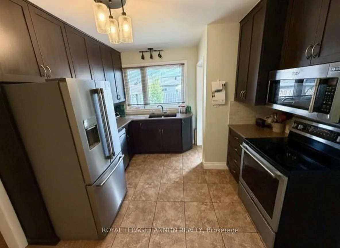 Photo 16 of 448 Heather Crescent, Thunder Bay, Green Acres — HOMEH