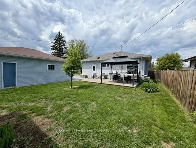 Photo 23 of 448 Heather Crescent, Thunder Bay, Green Acres — HOMEH