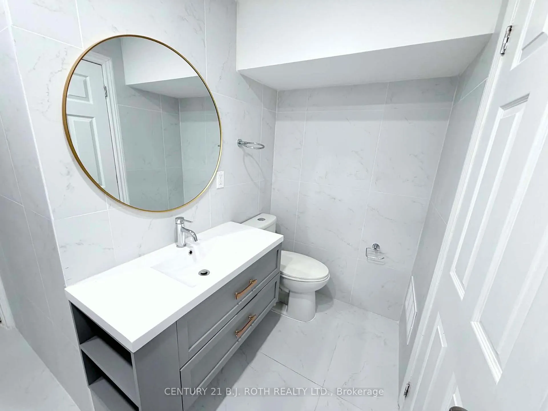 Photo 9 of Unit Lower, 10 Sanford Street, Brampton, Northwood Park — HOMEH
