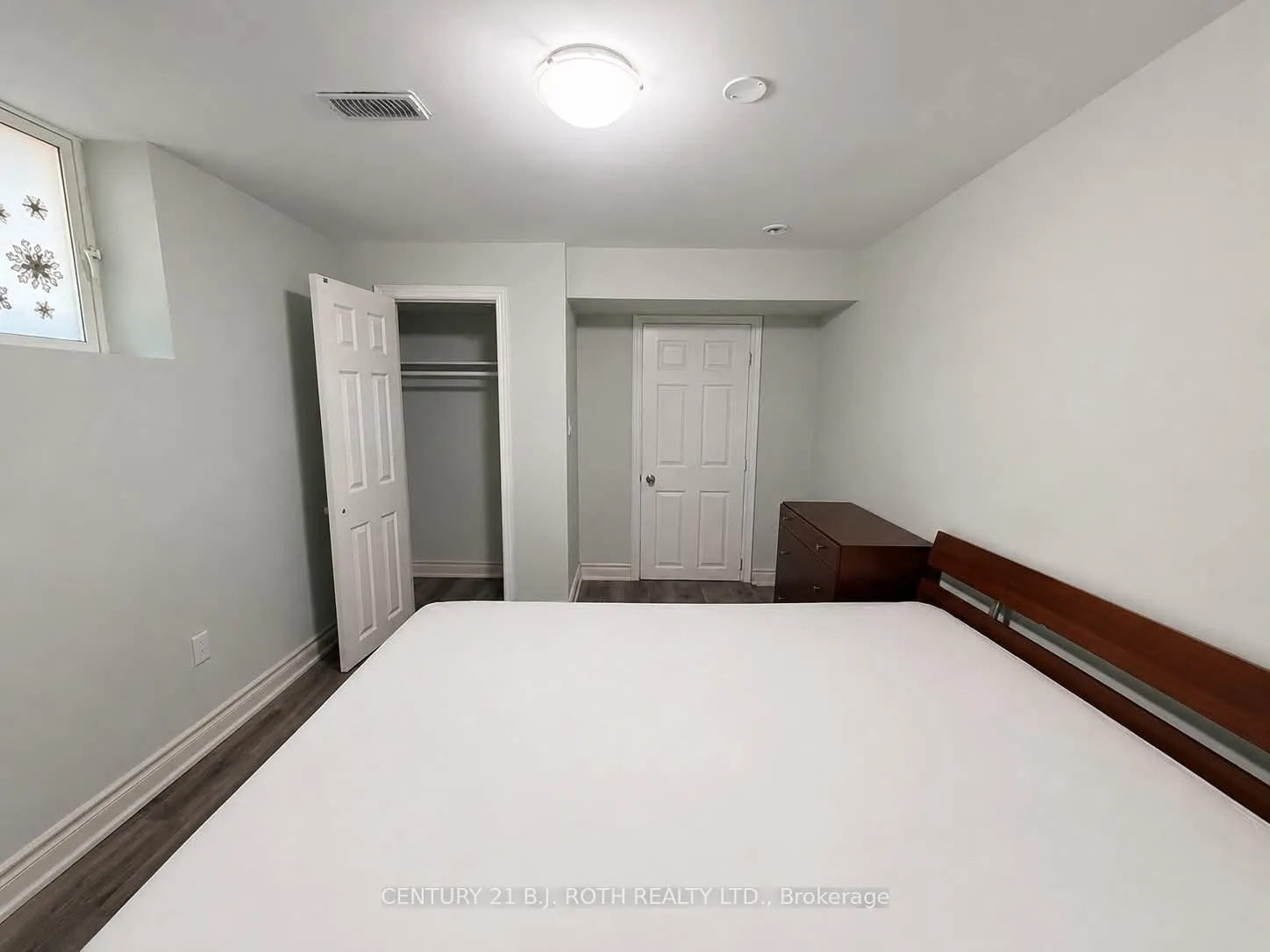 Photo 13 of Unit Lower, 10 Sanford Street, Brampton, Northwood Park — HOMEH