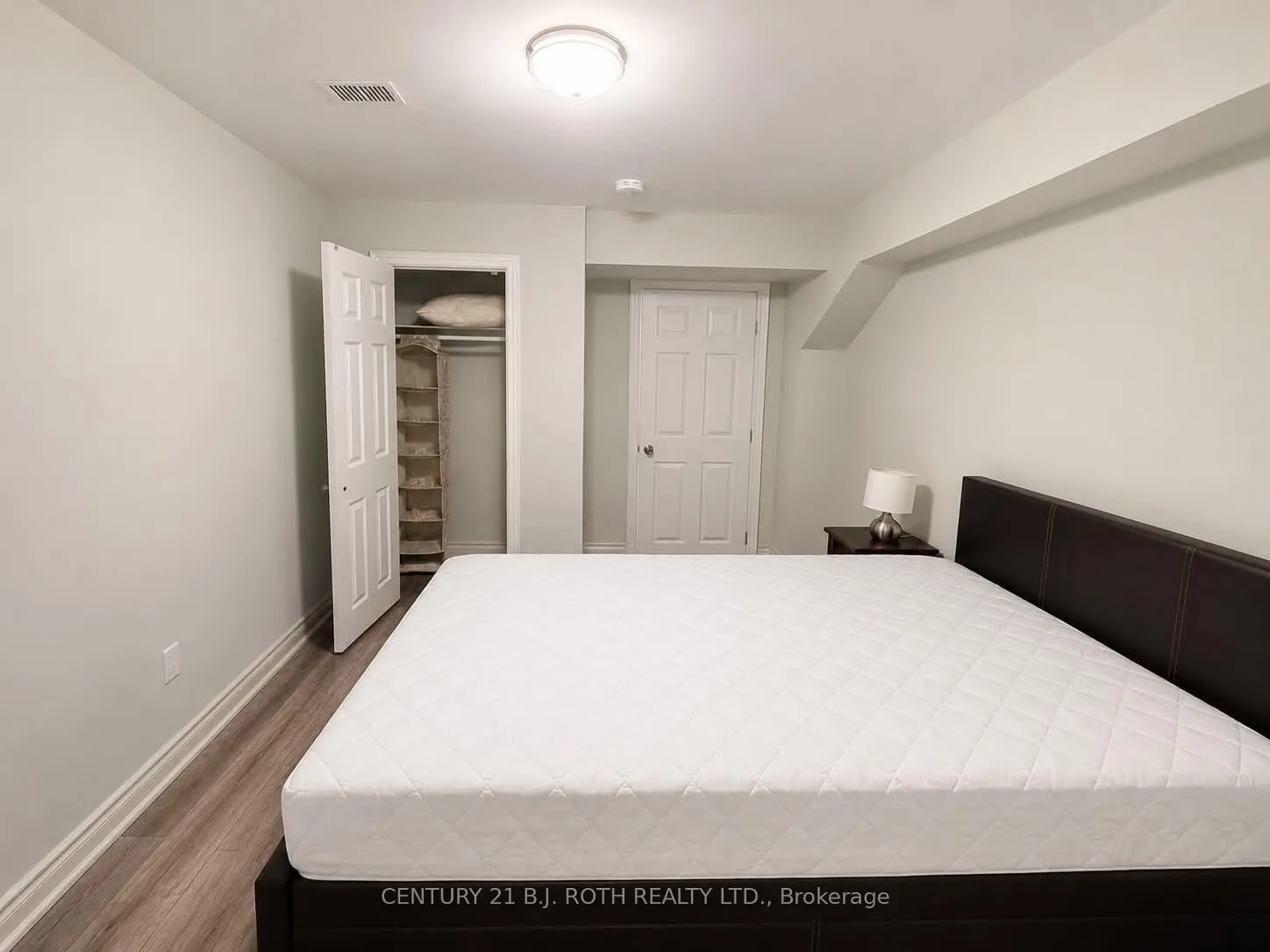 Photo 15 of Unit Lower, 10 Sanford Street, Brampton, Northwood Park — HOMEH