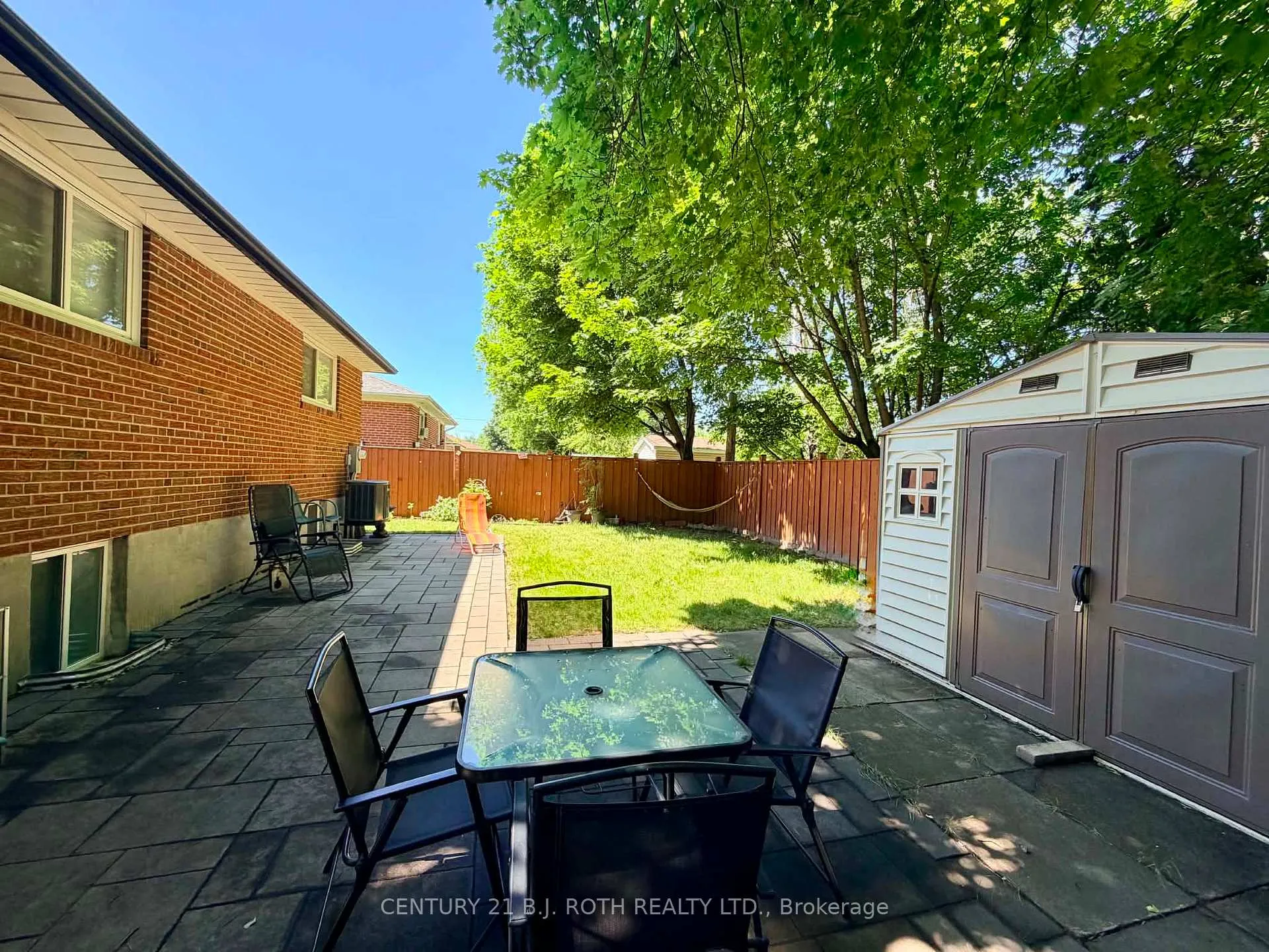Photo 18 of Unit Lower, 10 Sanford Street, Brampton, Northwood Park — HOMEH