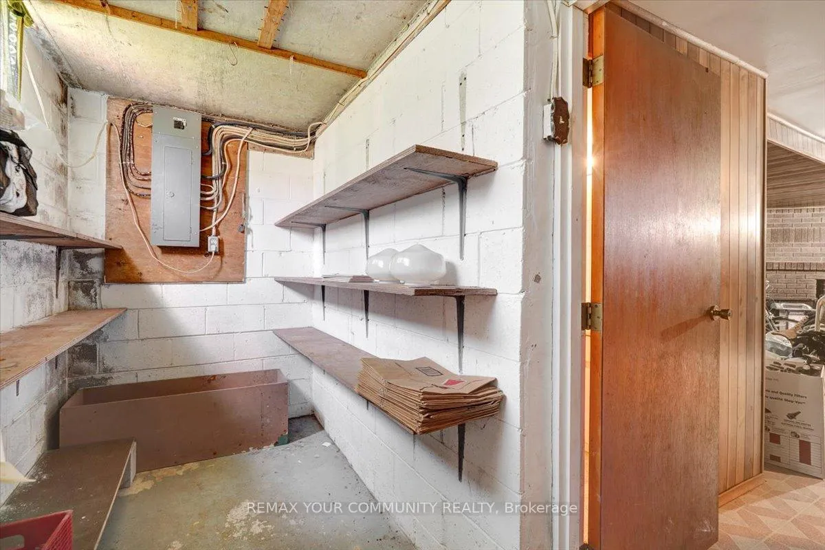 Photo 29 of 60 Regent Street, Toronto, Keelesdale-Eglinton West — HOMEH