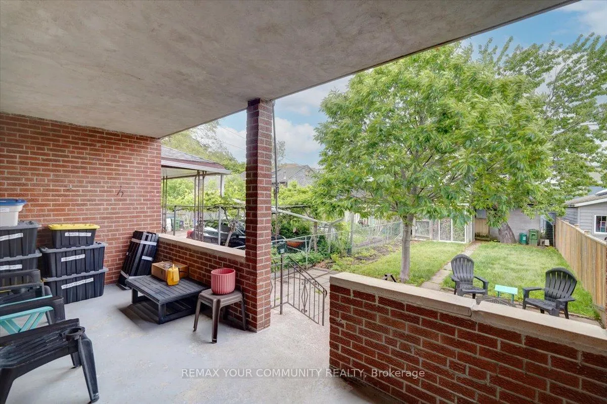 Photo 32 of 60 Regent Street, Toronto, Keelesdale-Eglinton West — HOMEH