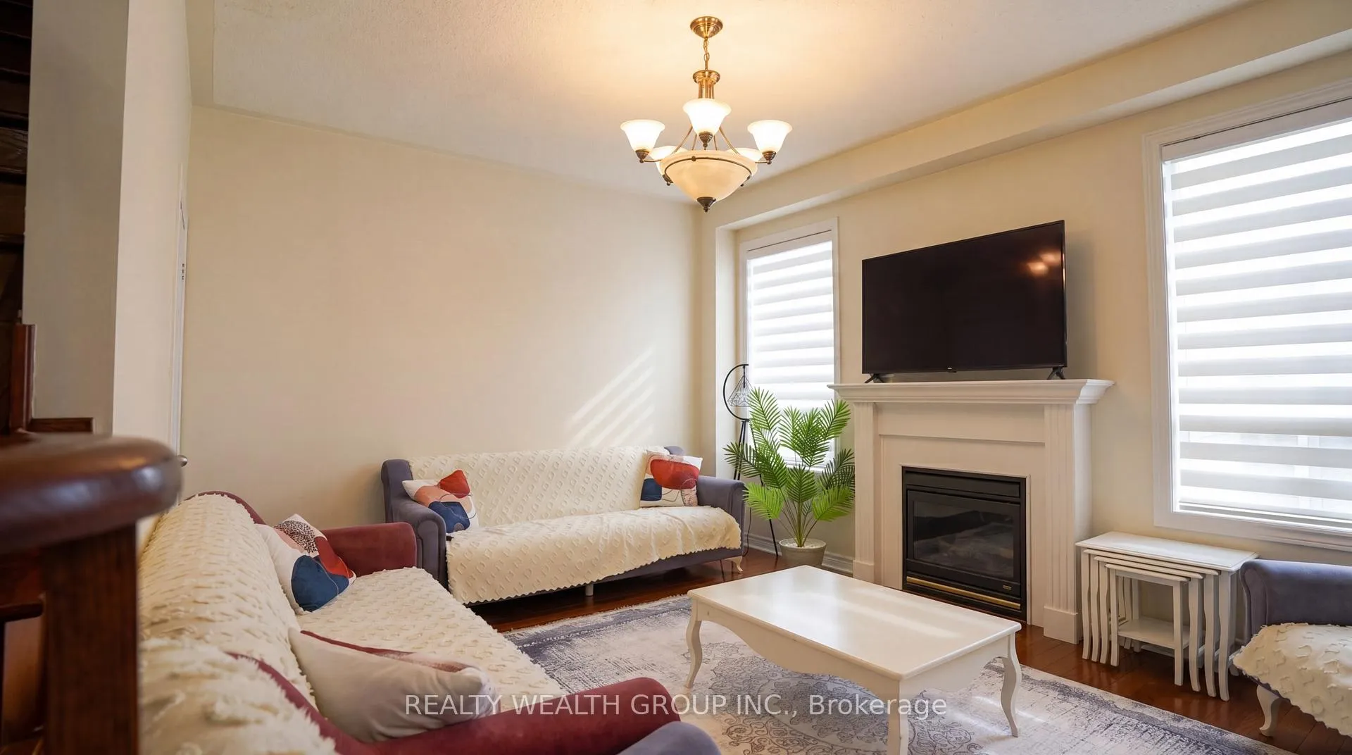 Photo 9 of 212 Vellore Woods Boulevard, Vaughan, Vellore Village — HOMEH