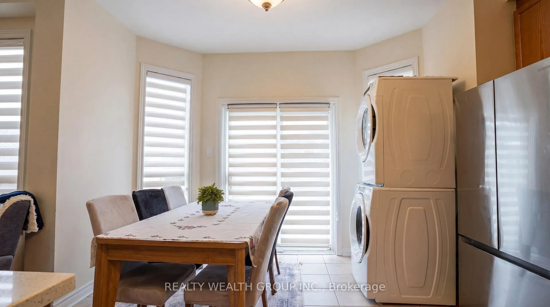 Photo 13 of 212 Vellore Woods Boulevard, Vaughan, Vellore Village — HOMEH