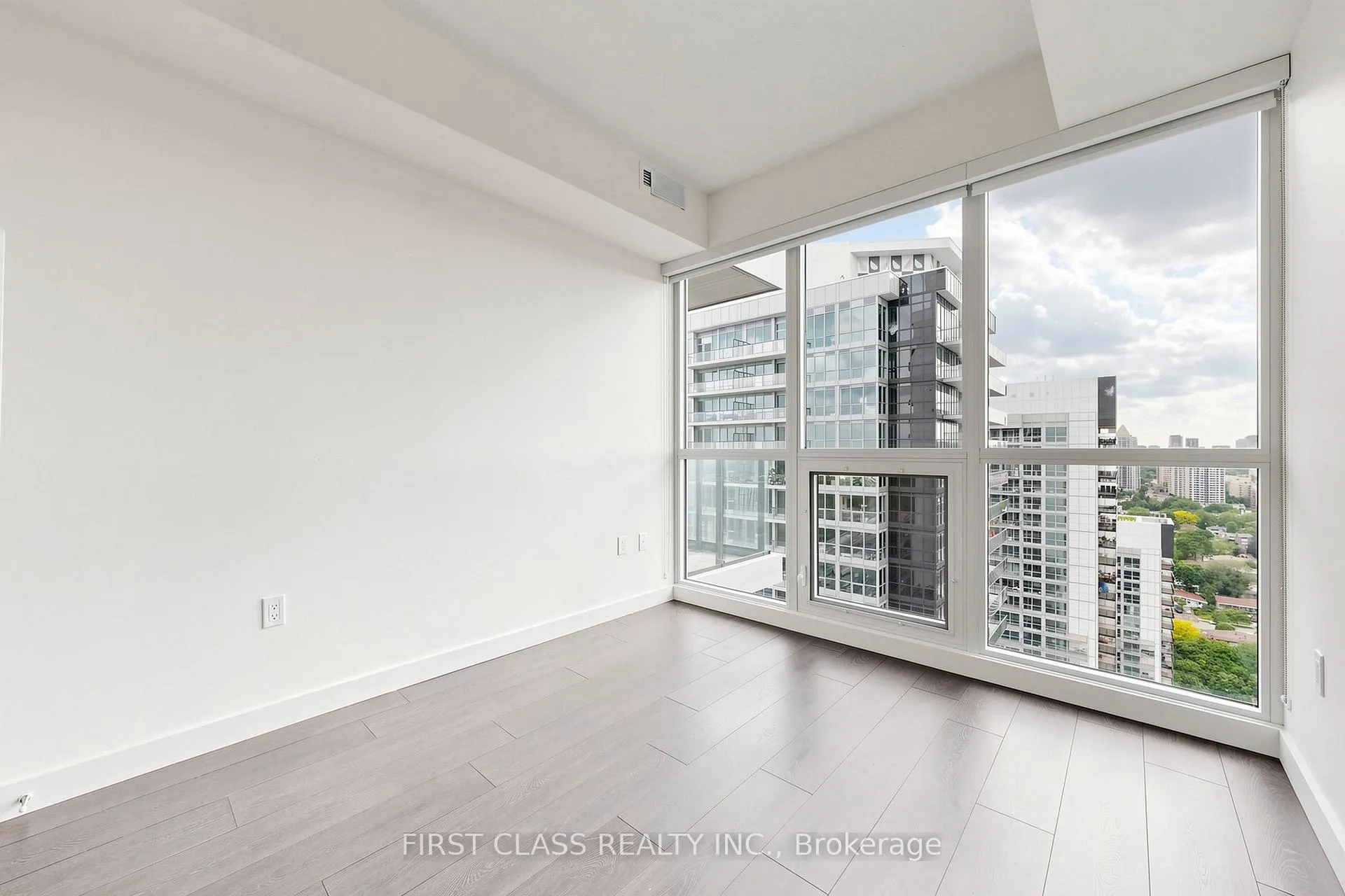 Photo 11 of Unit 3506, 95 Mcmahon Drive, North York, Bayview Village — HOMEH