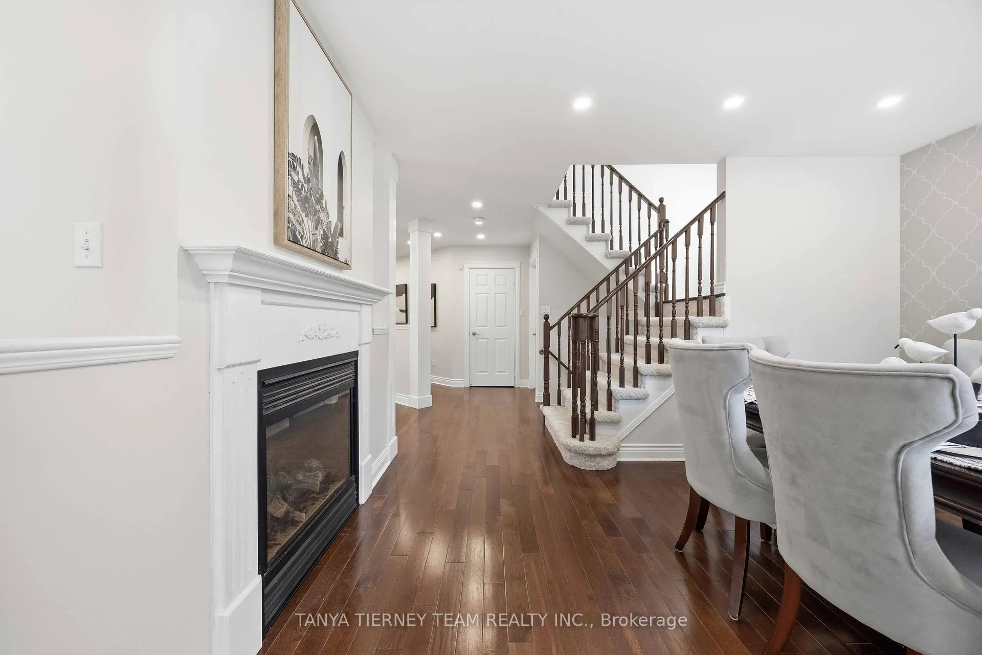 Photo 14 of 54 Fitzpatrick Court, Whitby, Brooklin — HOMEH