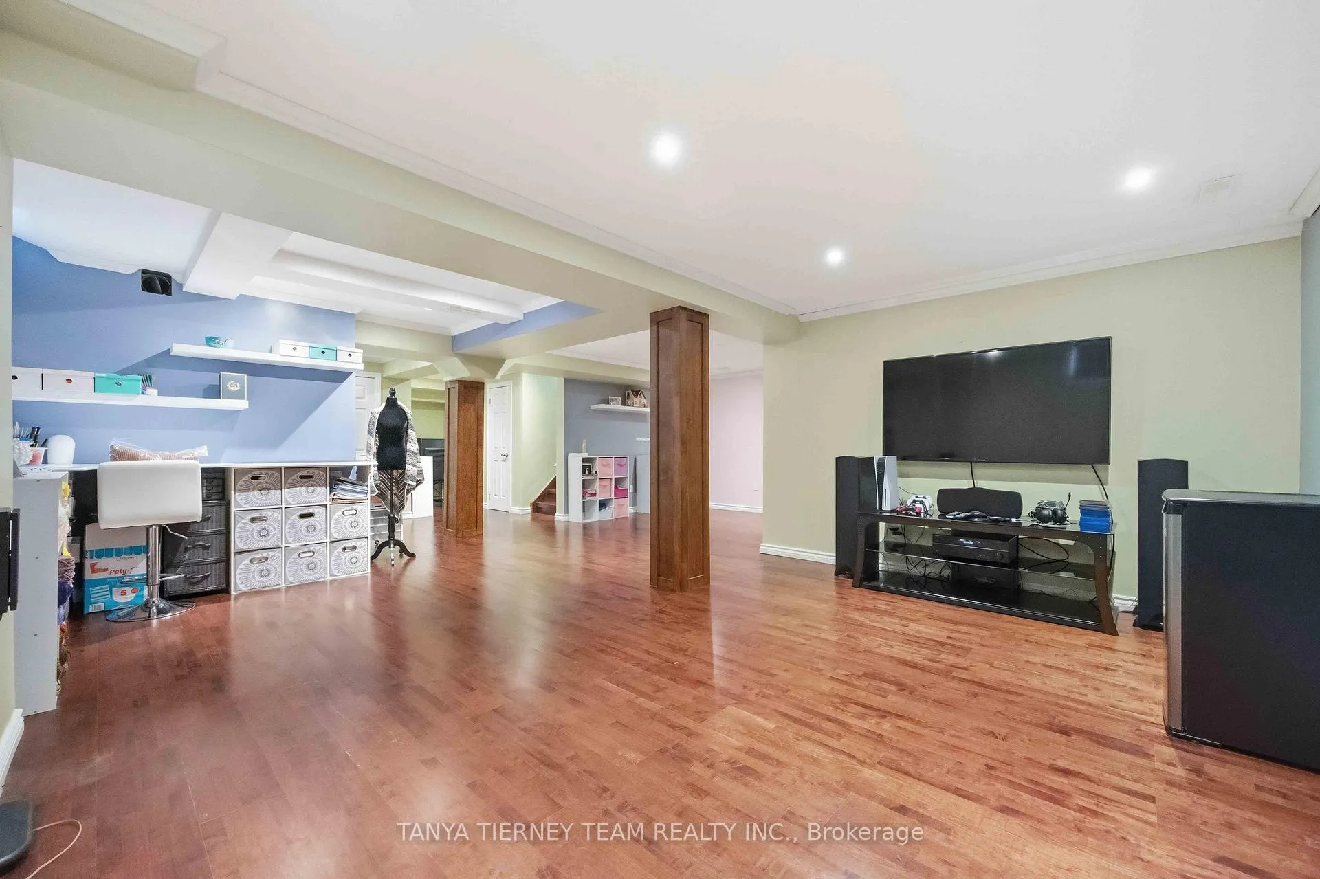 Photo 39 of 54 Fitzpatrick Court, Whitby, Brooklin — HOMEH
