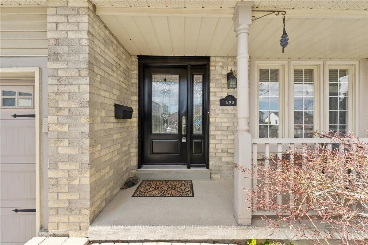 Photo 5 of 593 Prestwick Drive, Oshawa, McLaughlin — HOMEH