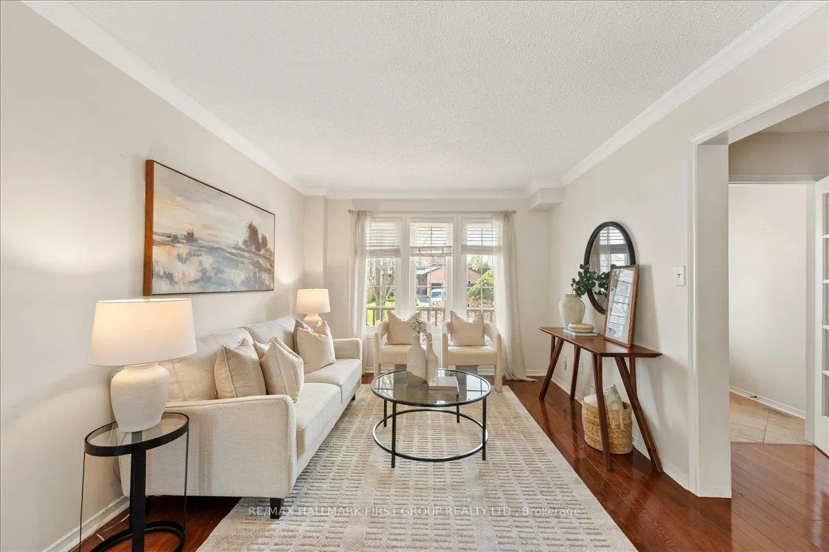 Photo 7 of 593 Prestwick Drive, Oshawa, McLaughlin — HOMEH