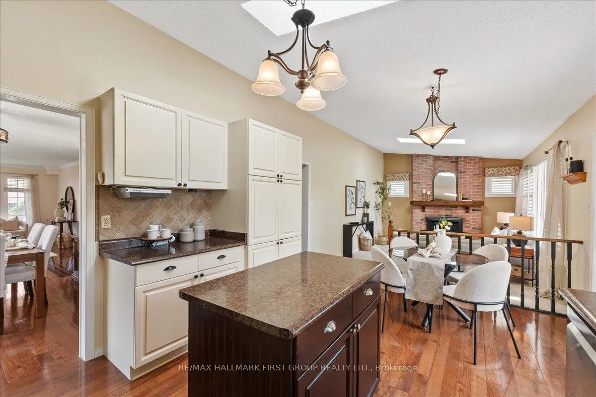 Photo 16 of 593 Prestwick Drive, Oshawa, McLaughlin — HOMEH