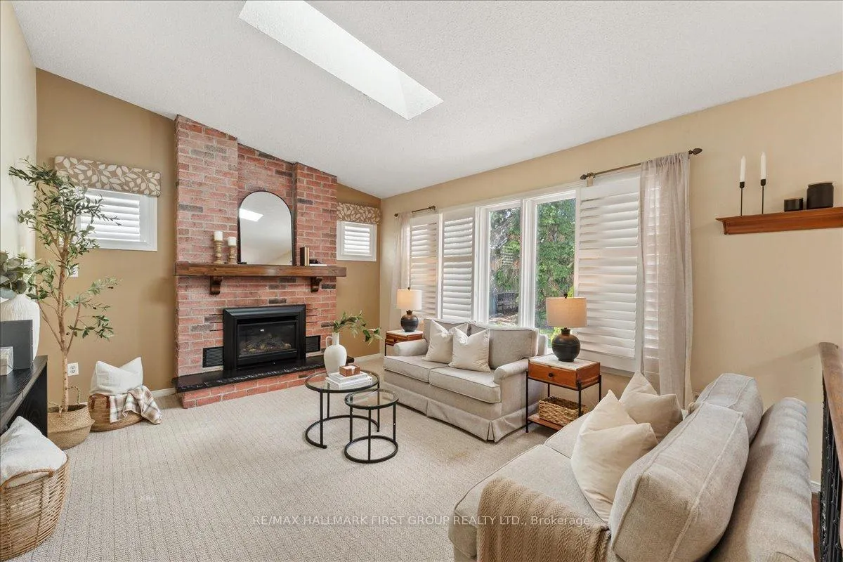 Photo 19 of 593 Prestwick Drive, Oshawa, McLaughlin — HOMEH