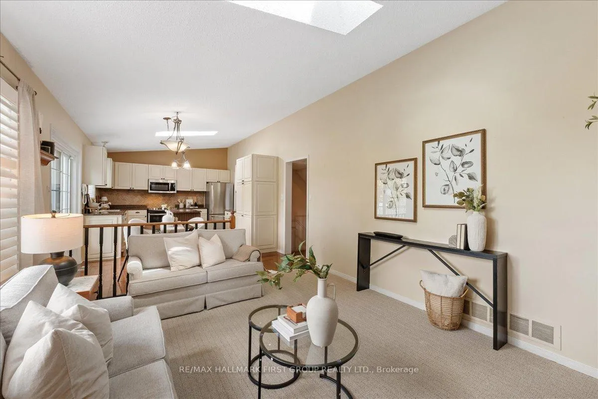 Photo 22 of 593 Prestwick Drive, Oshawa, McLaughlin — HOMEH