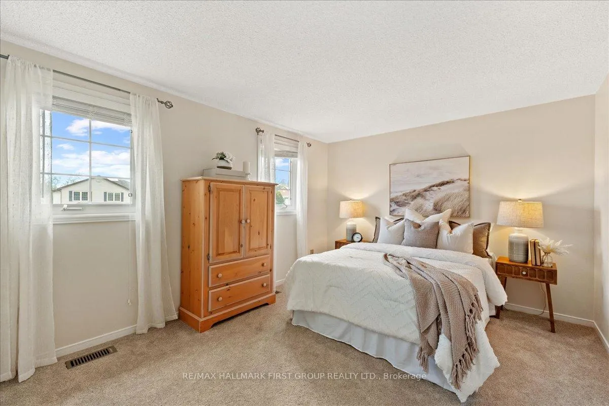 Photo 33 of 593 Prestwick Drive, Oshawa, McLaughlin — HOMEH
