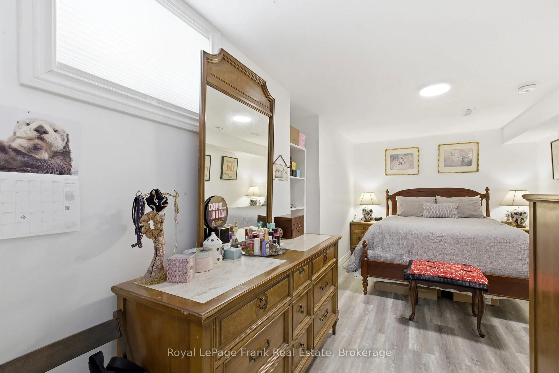 Photo 38 of 13 Fenchurch Manor, Barrie, Painswick South — HOMEH