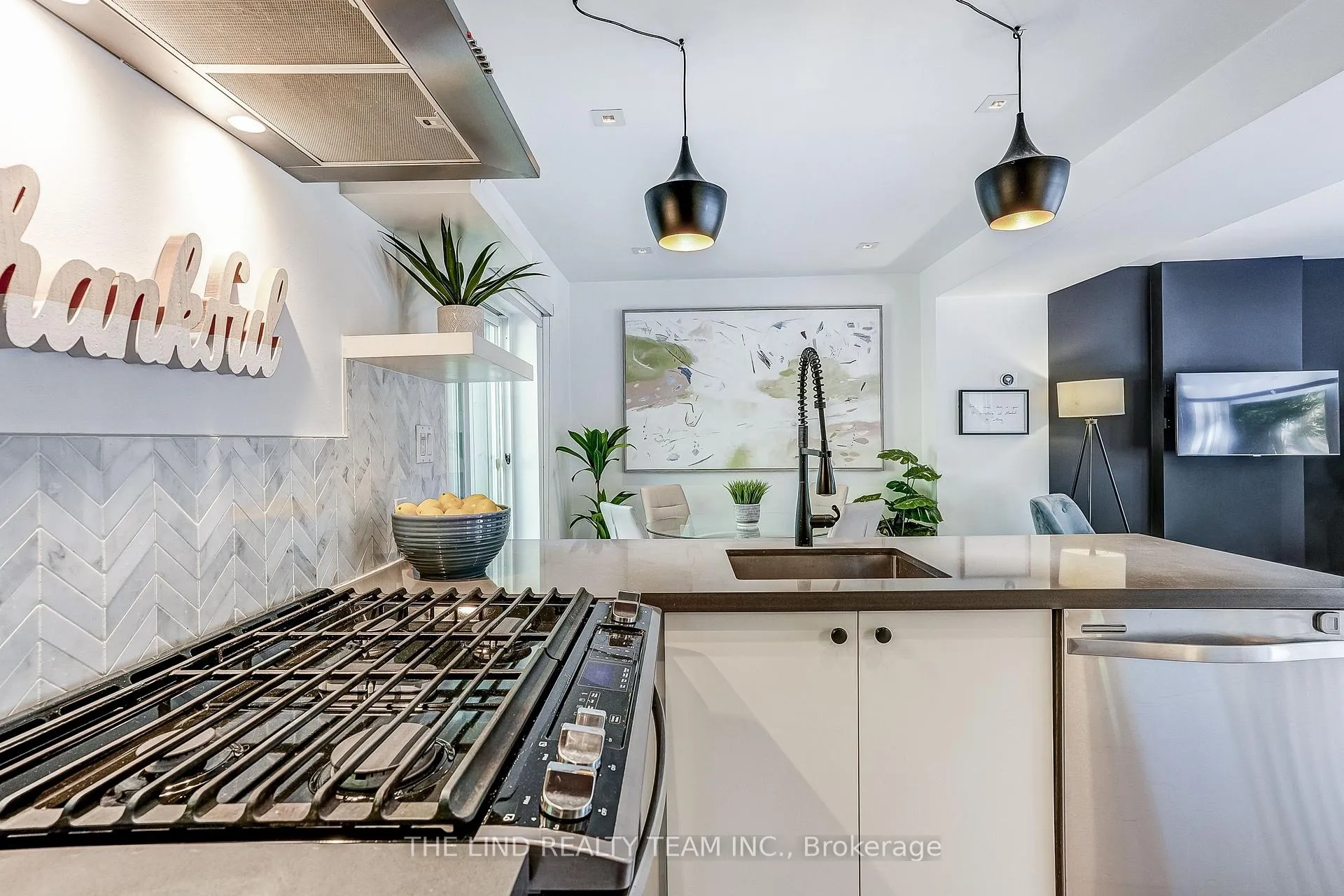 Photo 12 of 79 Maughan Crescent, Toronto, Woodbine Corridor — HOMEH
