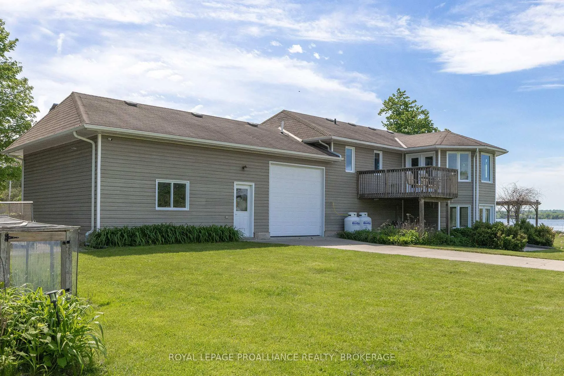 Photo 6 of 2318 Highway 15, Kingston, City North of 401 — HOMEH