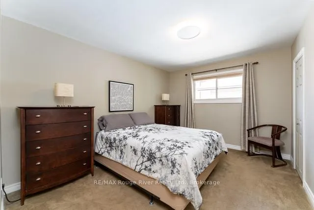 Photo 6 of 46 Orchard View Boulevard, Oshawa, Centennial — HOMEH