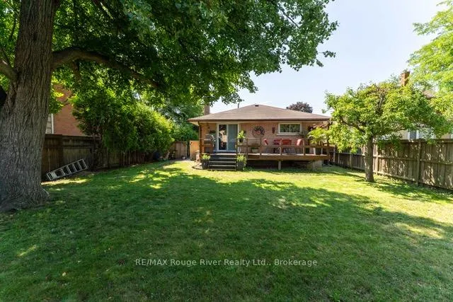 Photo 23 of 46 Orchard View Boulevard, Oshawa, Centennial — HOMEH