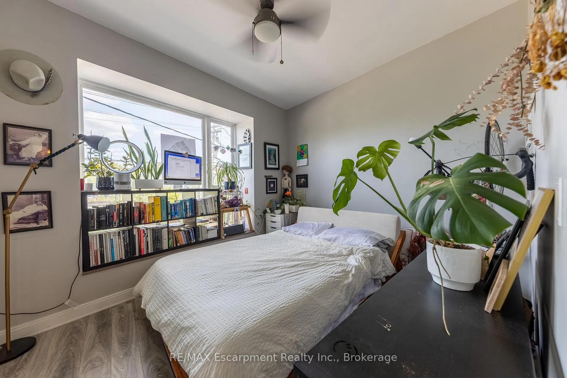 Photo 25 of 2557 Dundas Street W, Toronto, Junction Area — HOMEH