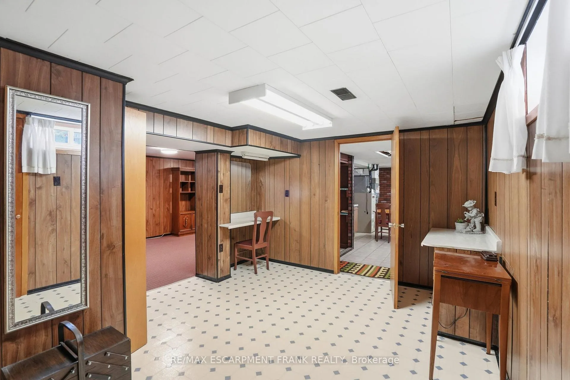 Photo 30 of 2 Deerborn Drive, Hamilton, Thorner — HOMEH