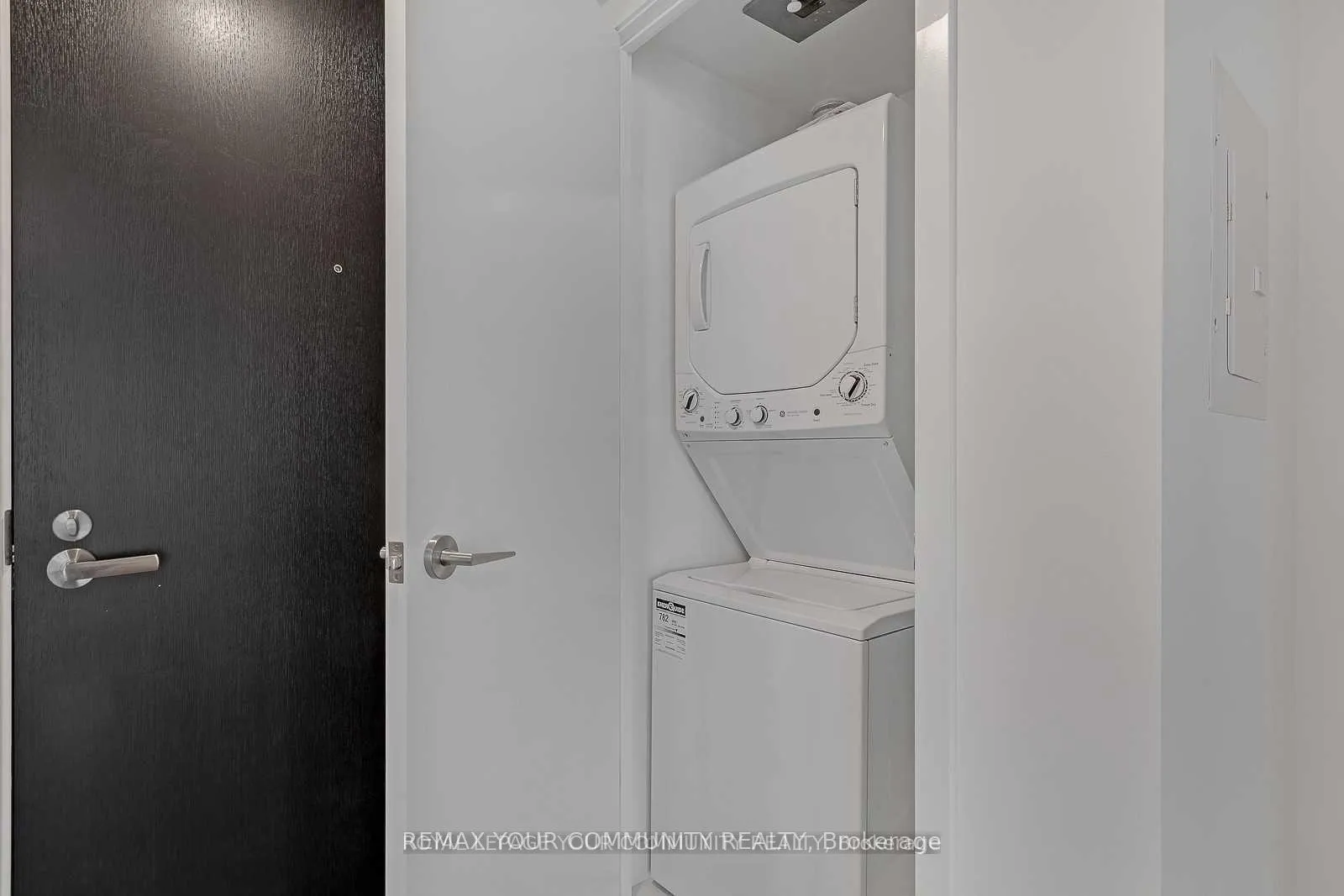 Photo 6 of Unit 4802, 501 Yonge Street, Toronto, Church-Yonge Corridor — HOMEH