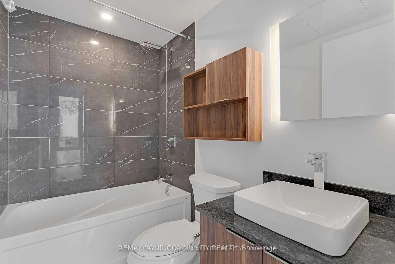 Photo 22 of Unit 4802, 501 Yonge Street, Toronto, Church-Yonge Corridor — HOMEH