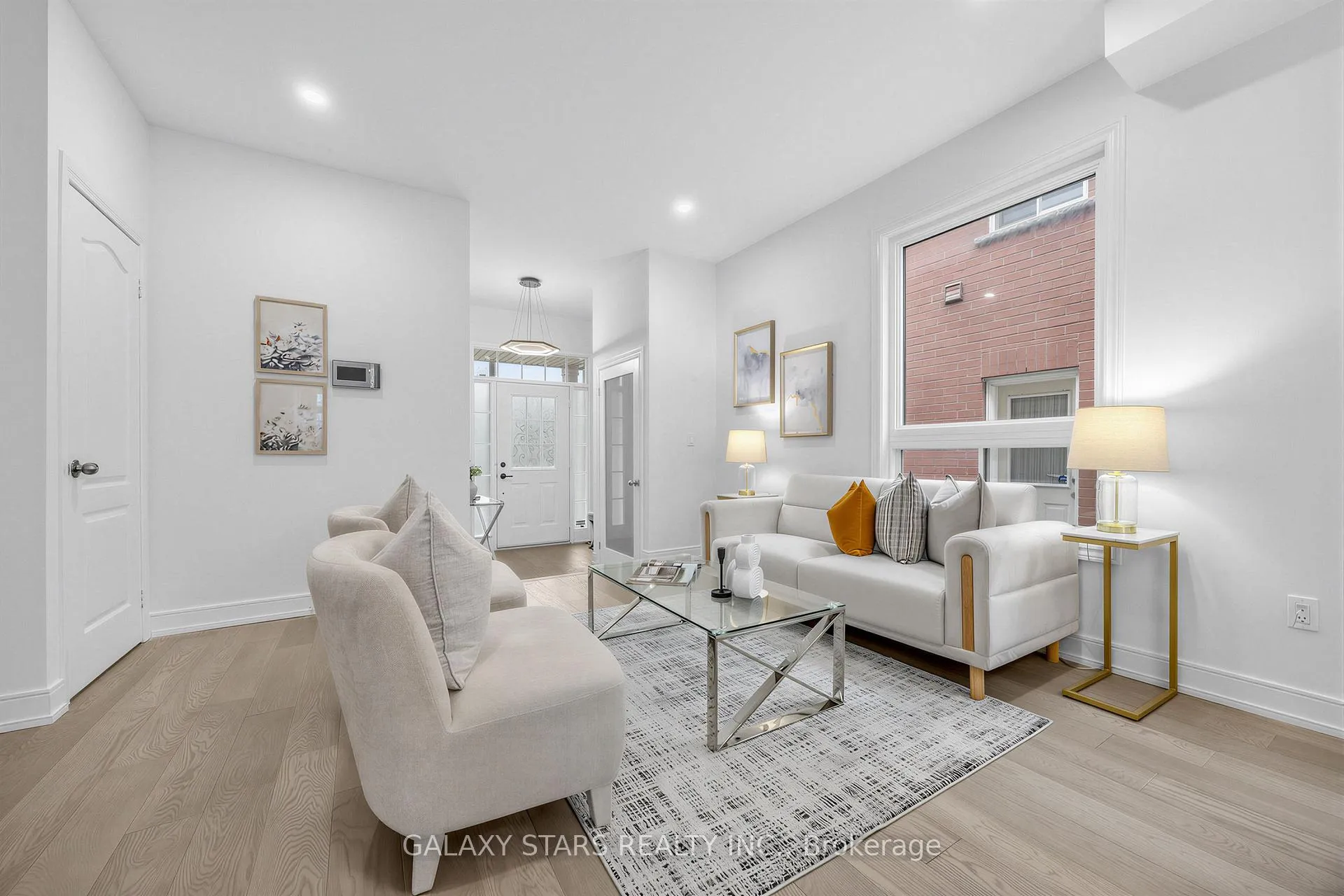Photo 8 of 18 Red Hawk Road, Scarborough, Malvern — HOMEH