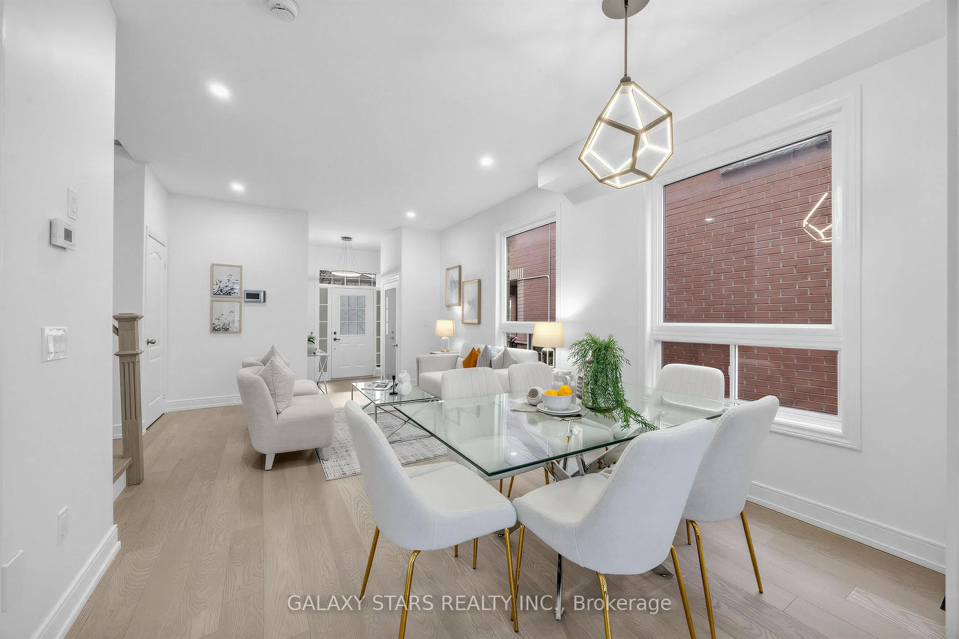 Photo 15 of 18 Red Hawk Road, Scarborough, Malvern — HOMEH