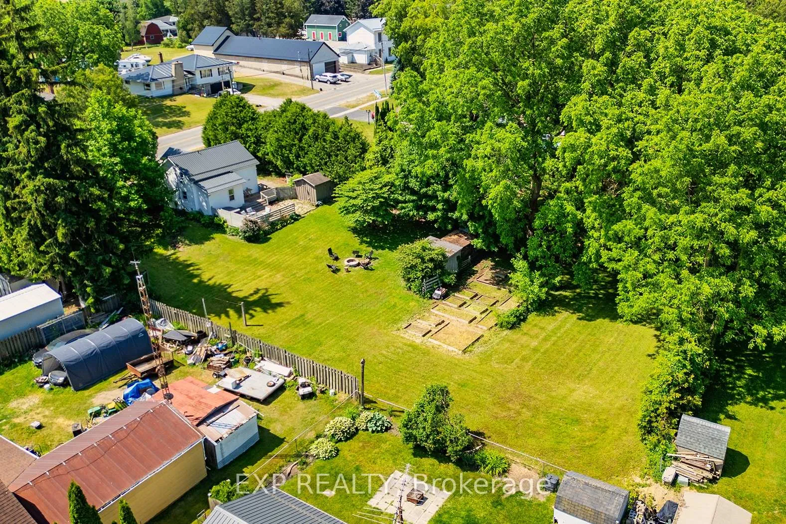 Photo 2 of 1567 Old Brock Street, Norfolk, Vittoria — HOMEH