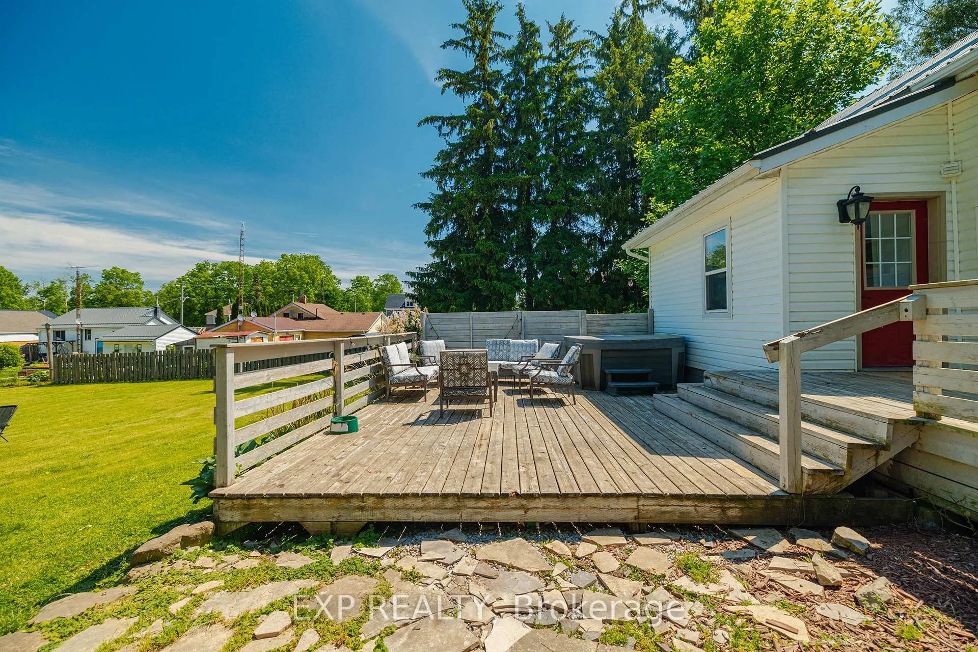 Photo 5 of 1567 Old Brock Street, Norfolk, Vittoria — HOMEH