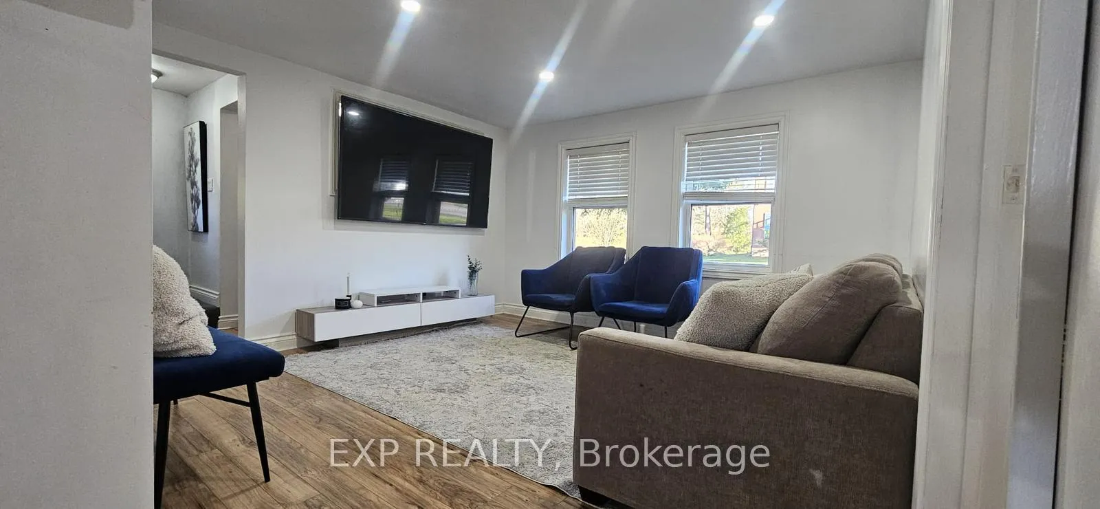 Photo 8 of 1567 Old Brock Street, Norfolk, Vittoria — HOMEH