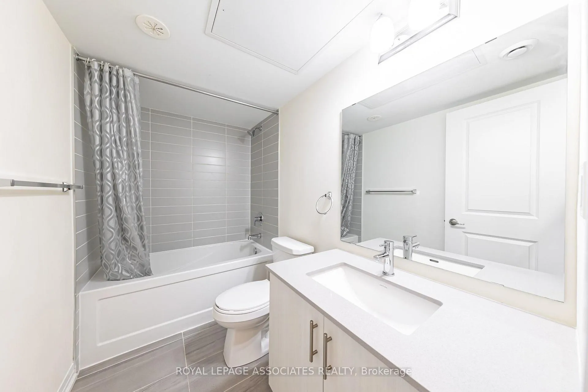 Photo 23 of Unit 44, 30 Liben Way, Scarborough, Malvern — HOMEH