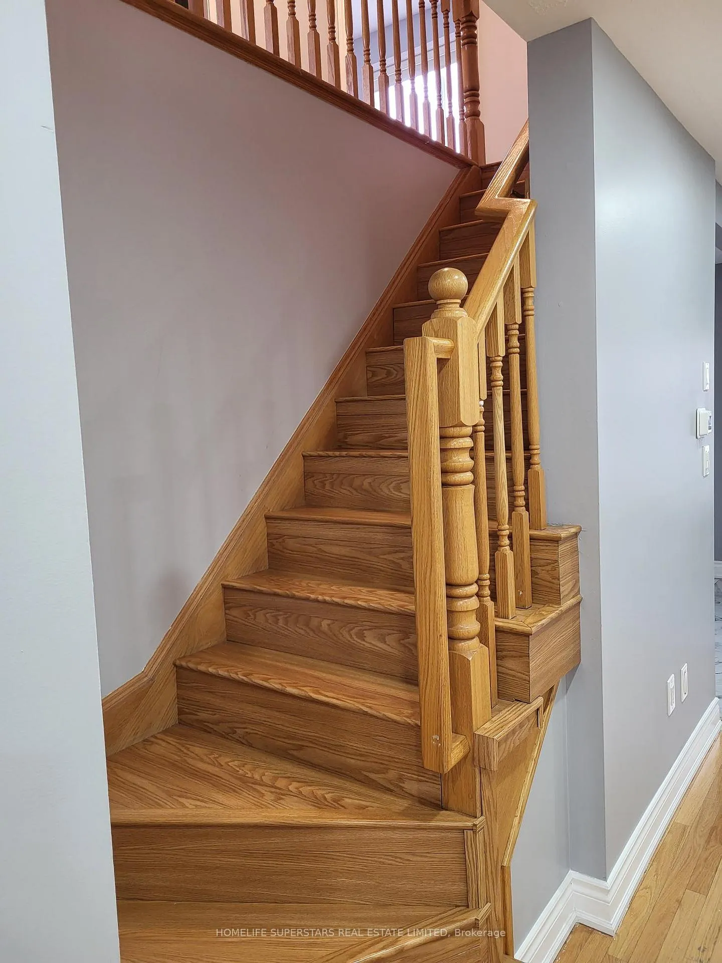 Photo 7 of 1585 Gowling Terrace, Milton, Clarke — HOMEH